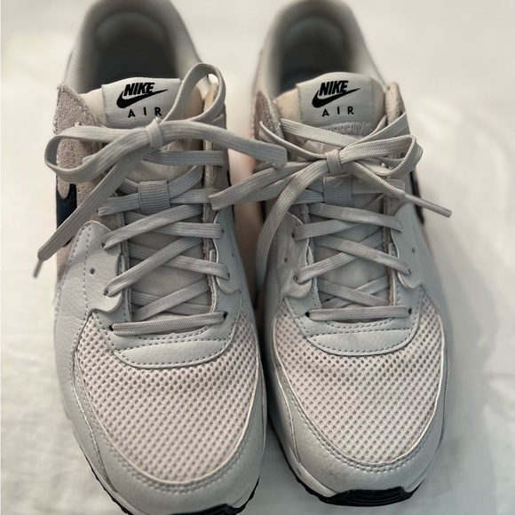 NIKE AIR MAX SNEAKERS WHITE PINK BLACK - Picture 2 of 8